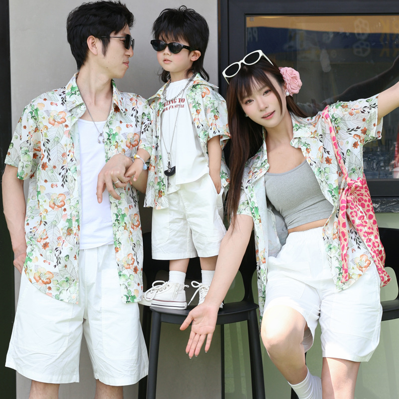 Tampilan Liburan Kemeja Bunga  - Plant Parent Clothing ulasan dan harga